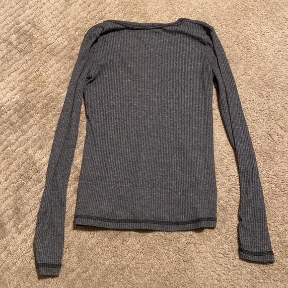 Long Sleeve - Picture 2 of 5